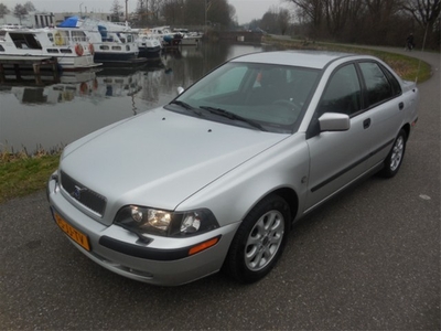 Volvo S40 1.8 Europa (bj 2002)