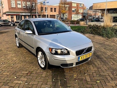 Volvo S40 2.4 momentum mobility (2004)