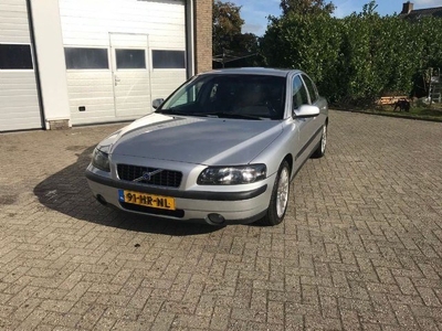 Volvo S60 2.4