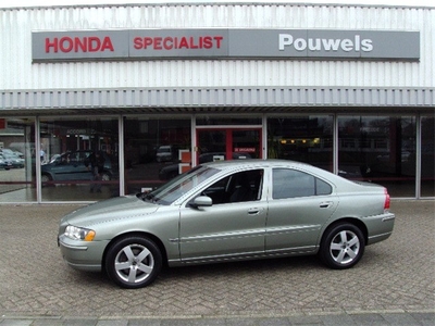 Volvo S60 2.4 CNG MOMENTUM (bj 2006)