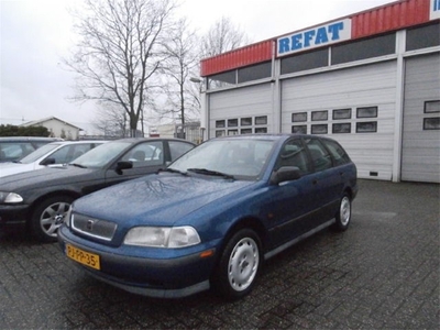 Volvo V40 1.8 (bj 1996)