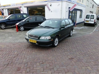 Volvo V40 1.8 (bj 1998)