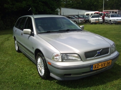 Volvo V40 1.8 (bj 1998)