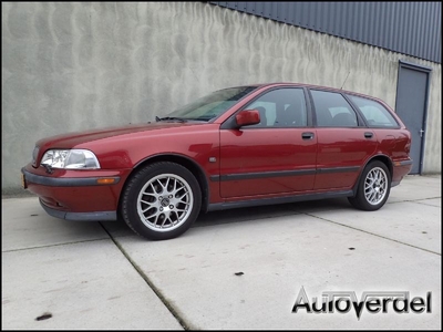 Volvo V40 1.8 Dynamic (2000)