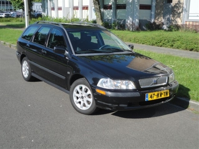 Volvo V40 1.8 Europa SPOED!! (bj 2001)