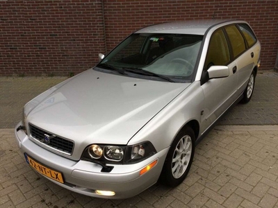 Volvo V40 (((AUTO'S TE KOOP GEVRAAGD!!!)))