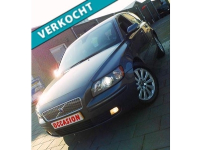 Volvo V50 2.0D Summum 136 PK 6 Bak/NaVi /VerKochT!