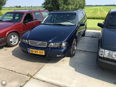 Volvo V70 170pk 7 persoons AIRCO cruise & 12x 940 G3/LPG