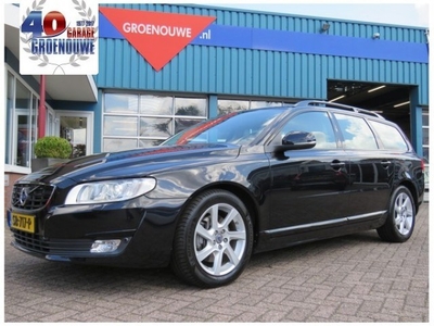 Volvo V70 2.0 D3 136pk Aut Black Edition / Navi / Xenon /