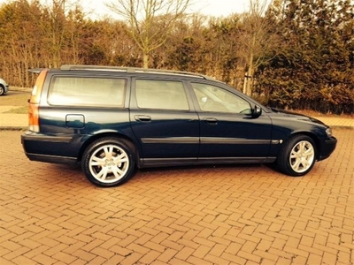 Volvo V70 2.3 T-5 Geartr. C.L (bj 2000, automaat)