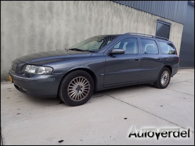 Volvo V70 2.4 Edition II geen apk inruilauto geen apk (2003)