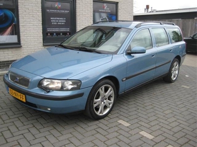 Volvo V70 2.4d5 edition II geartronic 163pk (bj 2004)