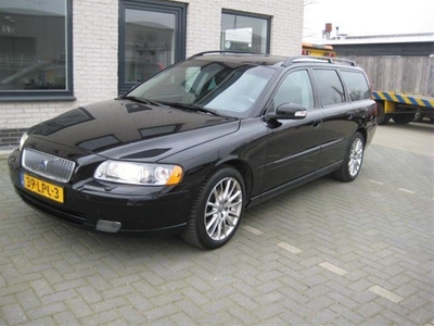 Volvo V70 2.4d5 edition II sport active driving 120kW