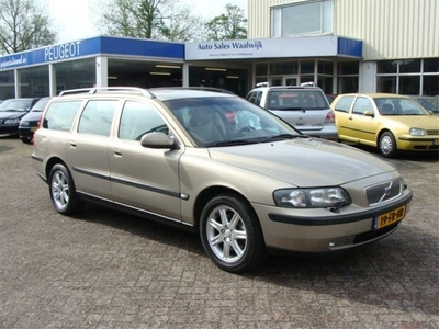 Volvo V70 2.4T 200PK (bj 2000)