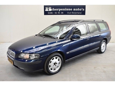 Volvo V70 2.4T Comfort Line YOUNTIMER (2001)