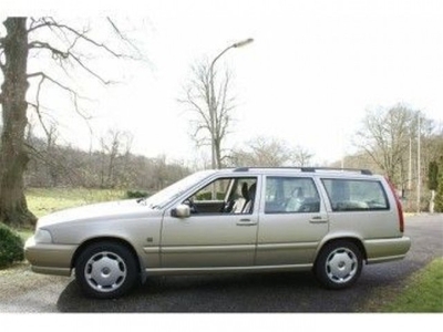 Volvo V70 2.5 (bj 1999)