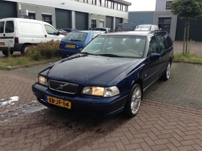 Volvo V70 2.5 Europa (bj 1998)