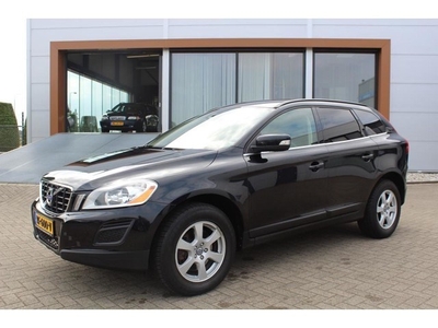 Volvo XC60 2.0 D3 FWD Momentum Leder, automaat, cruise nav