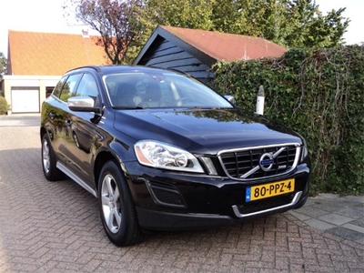 Volvo XC60 2.0 T FWD R-Design (bj 2011)