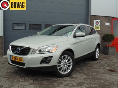 Volvo XC60 2.4D Summum Automaat / Leer / Navi / Xenon