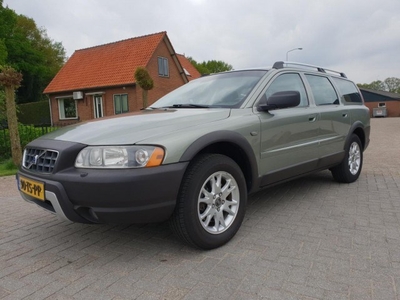 VOLVO XC70 2.4 D5 AWD Momentum 2e Eigenaar/Nw Apk