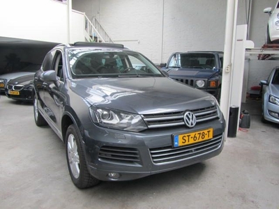 VW Touareg 3.0 V6 TDI 150KW BMT 4M AUT in de B.T.W. (2013)