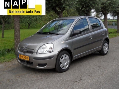 Yaris 1e eigenaar, 5 deurs, airco, 4 nwe banden, nieuw model