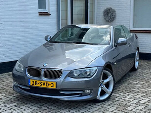 BMW 3 Serie Cabrio 325i Aut High Executive Vele optie's