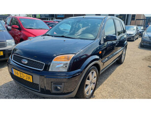 Ford Fusion 1.6-16V Futura????€1999 -????ijskoude airco afgeleverd met nieuwe apk!