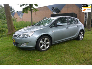 Opel Astra 1.4 Edition*airco*cruise*trekhaak*apk