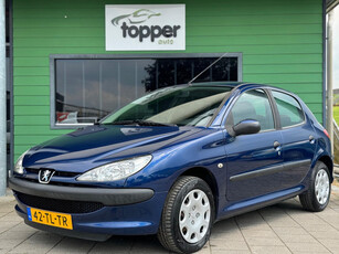 Peugeot 206 1.4 One-line / Weinig Km! / Nieuwe APK / Airco /