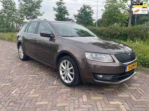 Skoda Octavia Combi 1.2 TSI Greentech Elegance-Navi-Airco