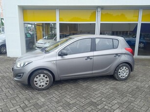 Hyundai i20 1.2i Netjes! luxe! Let op start niet!