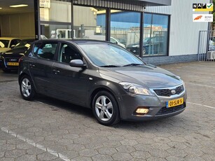 Kia Cee'd 1.4 CVVT Seven / 2011 / Airco / Cruise