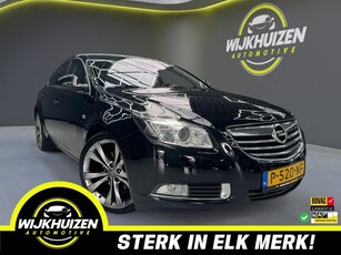 Opel Insignia 2.0 T Cosmo Automaat met Leder !!! Navi !!!