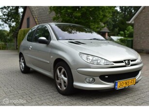 Peugeot 206 1.4-16V XS Pack