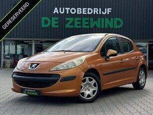 Peugeot 207 1.4-16V XS1irco5deur'sgoed gebruikt