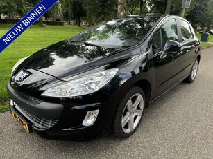 Peugeot 308 1.6 VTi XT Cruise, Clima, Panodak, Trekhaak