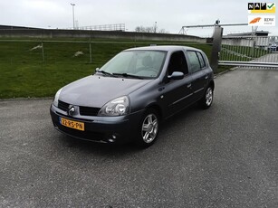 Renault Clio 1.6-16V Community