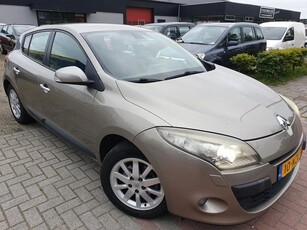 Renault MEGANE-1.4 TCE-Celsium Navigatie-Cruise