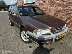 Volvo V70 XC 2.5 T AWD lekke koppakking