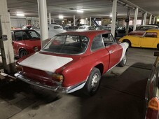 Alfa Romeo Bertone 1300 GT jr restored