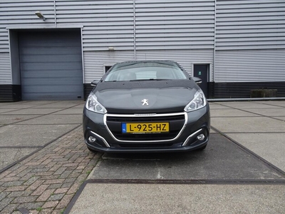 Peugeot 208 Benzine