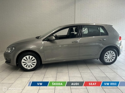 Volkswagen Golf Benzine