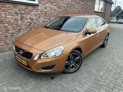 Volvo S60 1.6 T3 Summum