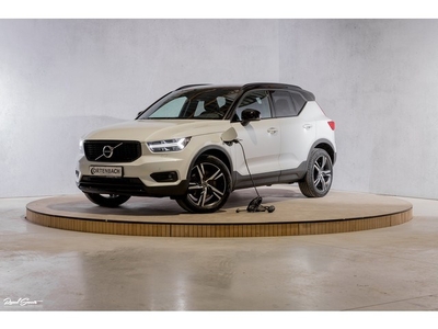 Volvo XC40 1.5 T5 Recharge R-Design Adaptive cruise