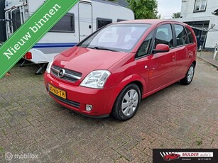 Opel Meriva 1.8-16V Cosmo