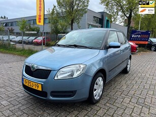 Skoda Fabia 1.2 - Airco - Stoelverwarming - Elek Schuifdak