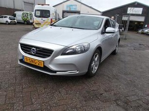 Volvo V40 1.6 D2 Kinetic airco navi nieuwe distributie