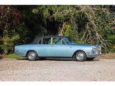 Bentley T1 Saloon